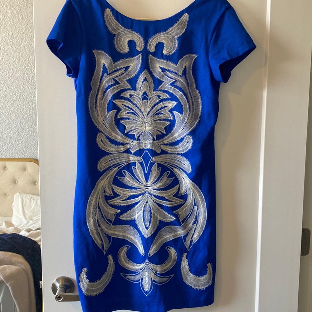 Royal blue size medium.